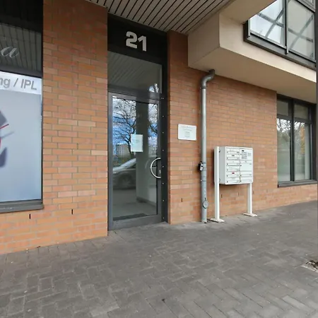 Bliss Place, Komfort Mit 2 Zimmern Und Balkon In Toplage * Magdeburgo