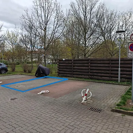 Bliss Place, Komfort Mit 2 Zimmern Und Balkon In Toplage Apartamento