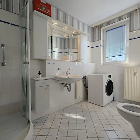 Bliss Place, Komfort Mit 2 Zimmern Und Balkon In Toplage * Магдебург