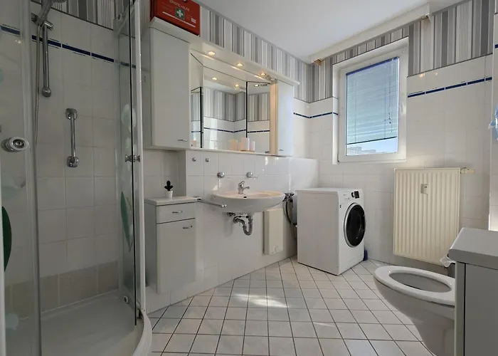 Bliss Place, Komfort Mit 2 Zimmern Und Balkon In Toplage * Magdeburgo